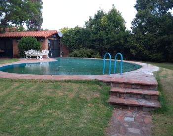 Excelente propiedad, chalet en 2 plantas